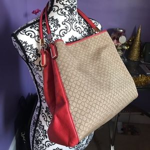 Coach Madison Phoebe Shoulder bag 👜(Rare Color)